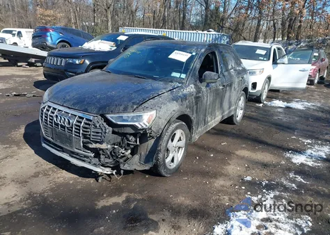2020 Audi Q3 Premium Plus 45 Tfsi Quattro Tiptronic z USA, uszkodzony, nr VIN WA1BECF37L1040601